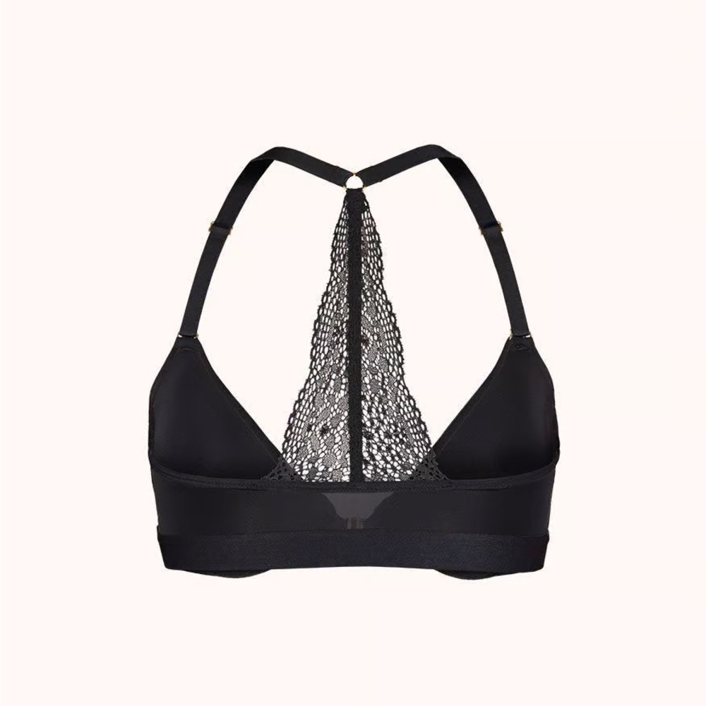 Lively The Front Close T Shirt Bra. 34DDD. BNWT